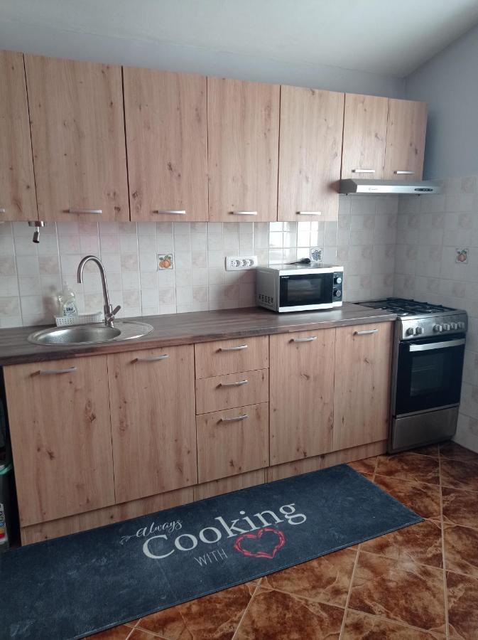 Apartment Alina ウマグ エクステリア 写真